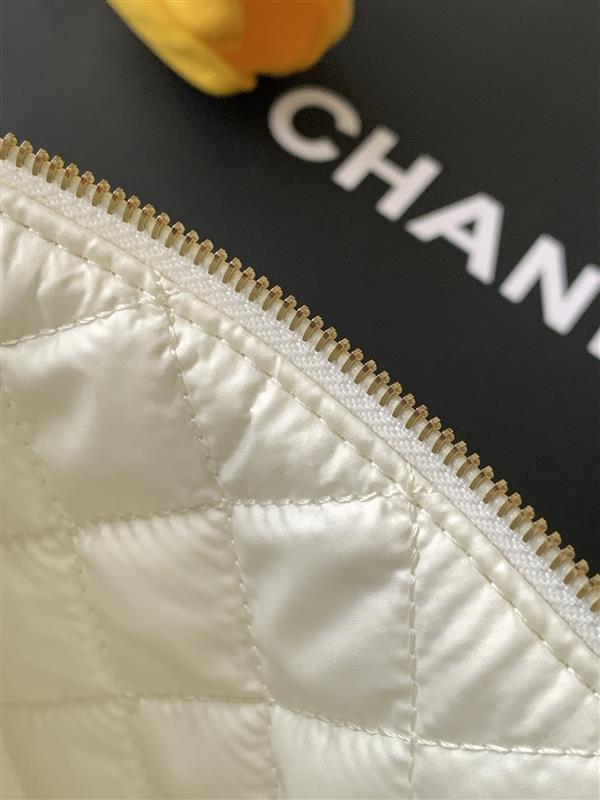 2026127215527712 380